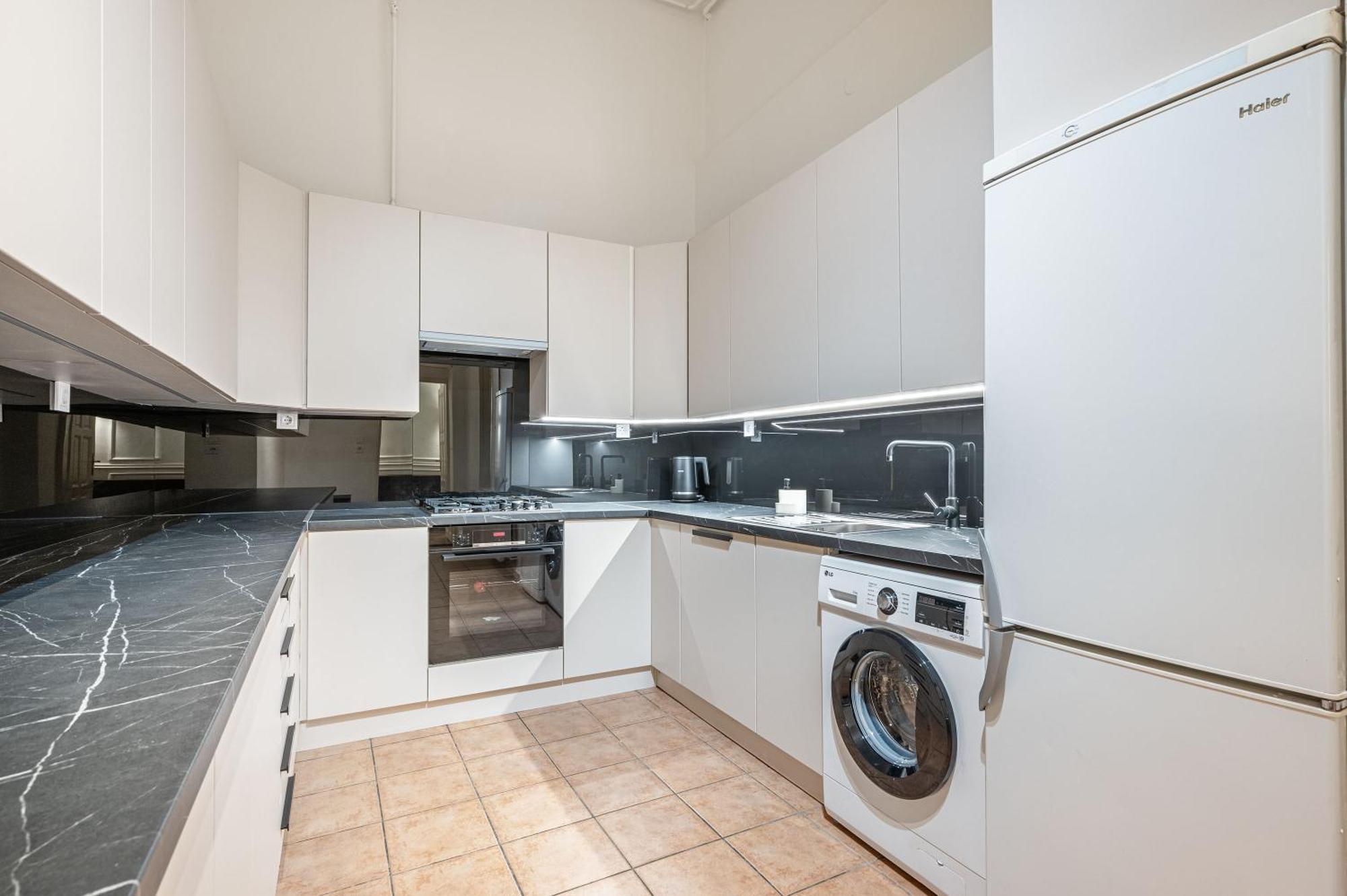 Andrassy 28, Next To Opera, Parking Apartment Будапеща Екстериор снимка